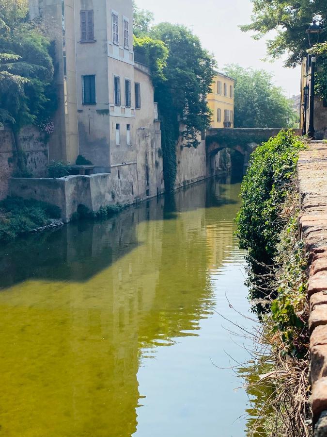 Il Salotto Sul Rio Mântua Exterior foto